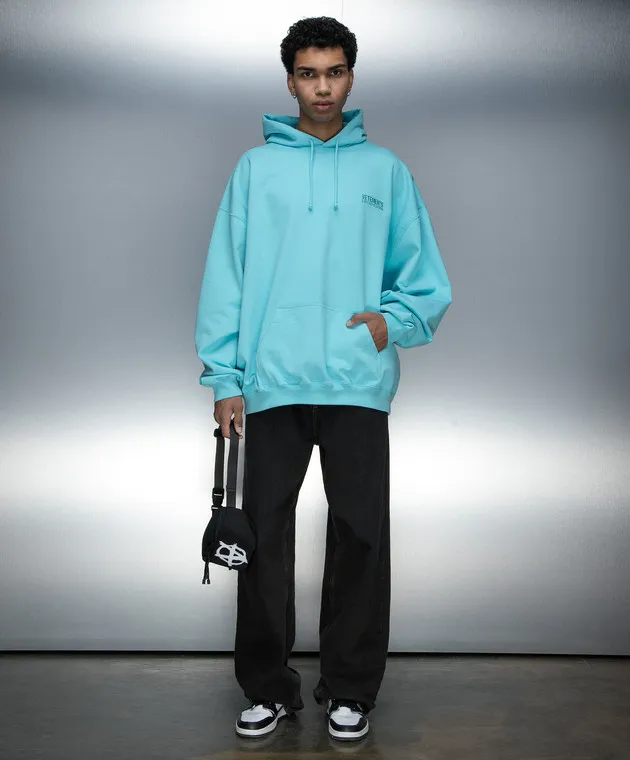 Vetements Felpa blu con cappuccio con ricamo logo UE64HD300MM